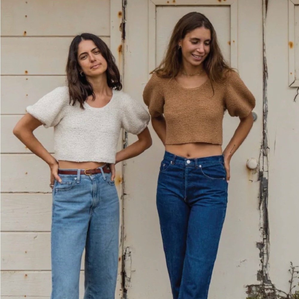 Hand knit Cropped Bubble Sleeve Top